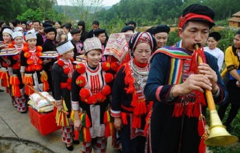 Đám cưới người Mông ở Sapa - Sapa 24h